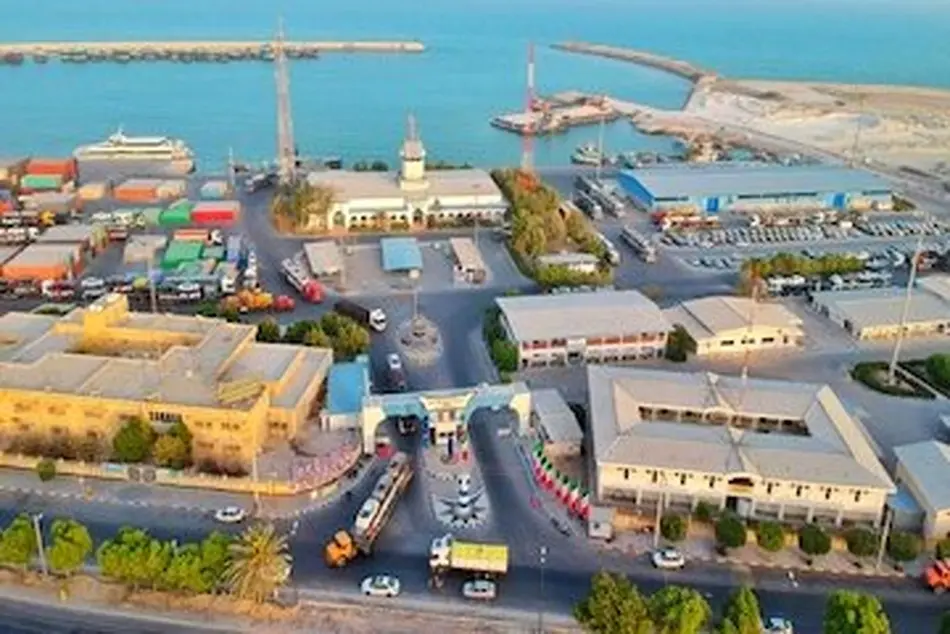 بازدید از بنادر چارک، آفتاب، کیش و قشم ظرفیتهای اسکلهای هرمزگان را در مسیر توسعه لجستیک دریایی قرار داد
