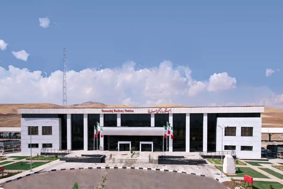 دو سفر در هفته؛ قطار تهران–سنندج پاسخگوی نیاز مردم نیست