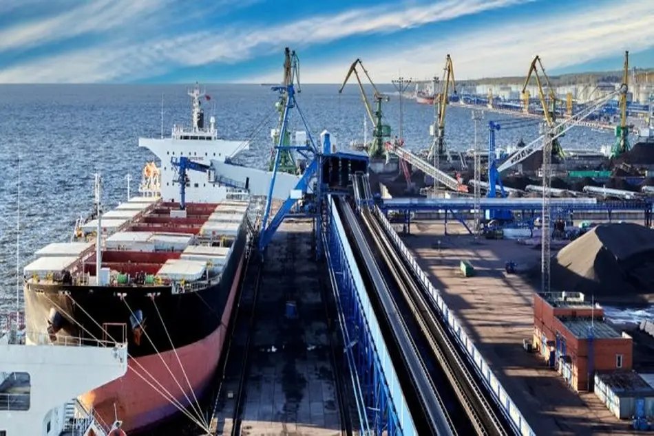 رکوردشکنی حمل‌ونقل دریایی جهان در نوامبر ۲۰۲۵ و جایگاه ایران در بازار کانتینری