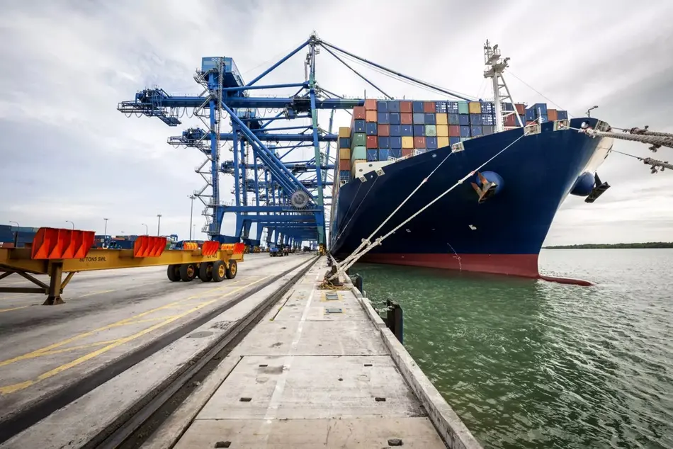 سرمایه‌گذاری قزاقستان در بندر شهید رجایی مسیر کریدور شمال جنوب را تقویت می‌کند