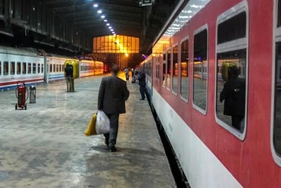 اولین قطار اردبیل راهی مشهد می‌شود